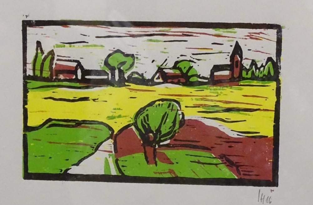 Farbige Linolschnitte sind die Spezialität von Iris Heinitz. Hier eine Ansicht von Battin