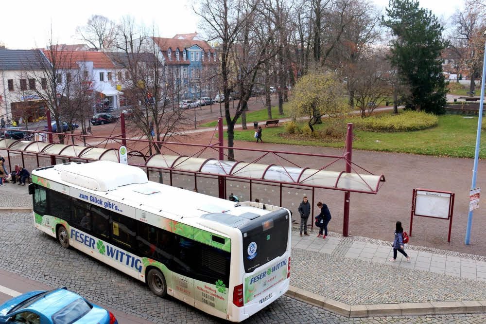 Der Busbahnhof am unteren Karlsplatz in Bernburg