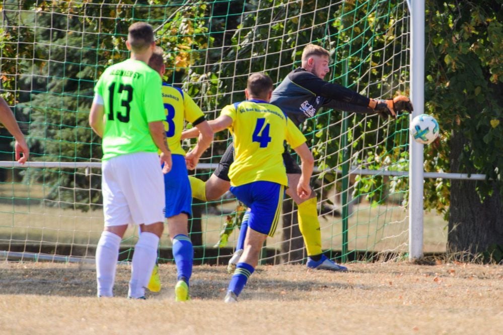 Schlussmann Antony Jordan hat mit Kreisliga-Rückkehrer Gleinaer SV den ersten Punkt in dieser Saison geholt. Gegen die Fortuna/TV-Kombination von der Finne heißt es am Ende 1:1.
