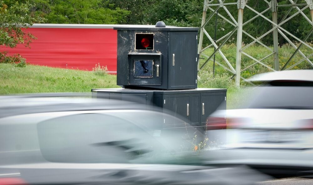 Der neue Blitzer in Halle soll Temposünder erwischen.