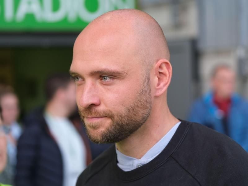 Wolfsburgs Trainer der Damen-Mannschaft, Stephan Lerch. Foto: Peter Steffen