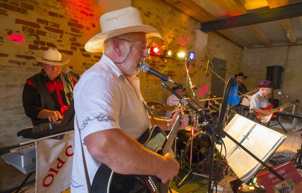 Blues, Country und Rock’n’Roll: Die Old-Country-Boys aus Ballenstedt sind vielseitig aufgestellt.