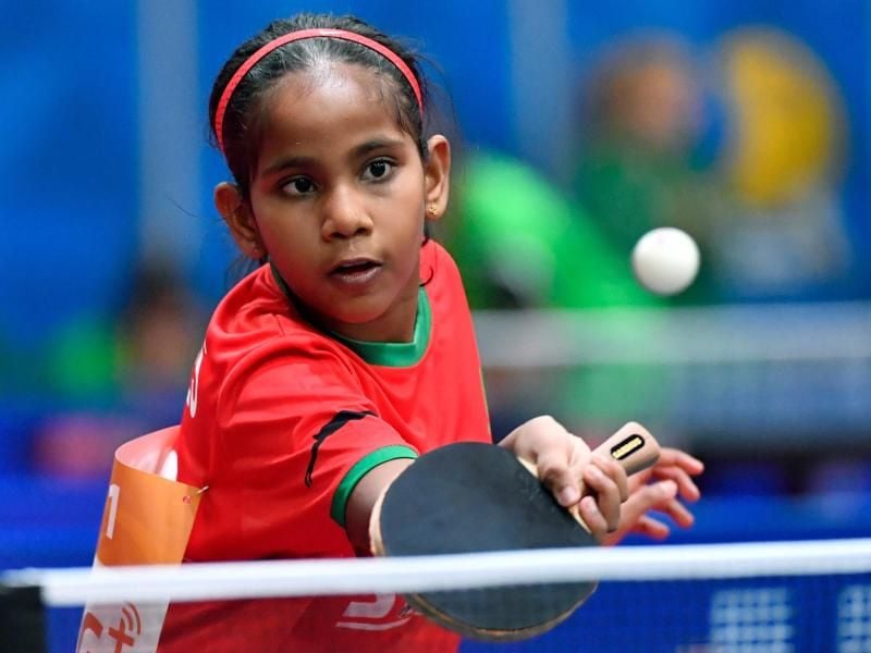 Fathimath Dheema Ali von den Malediven ist die jüngste Spielerin bei der Team-WM. Foto: Jonas Ekstromer/TT News Agency/AP