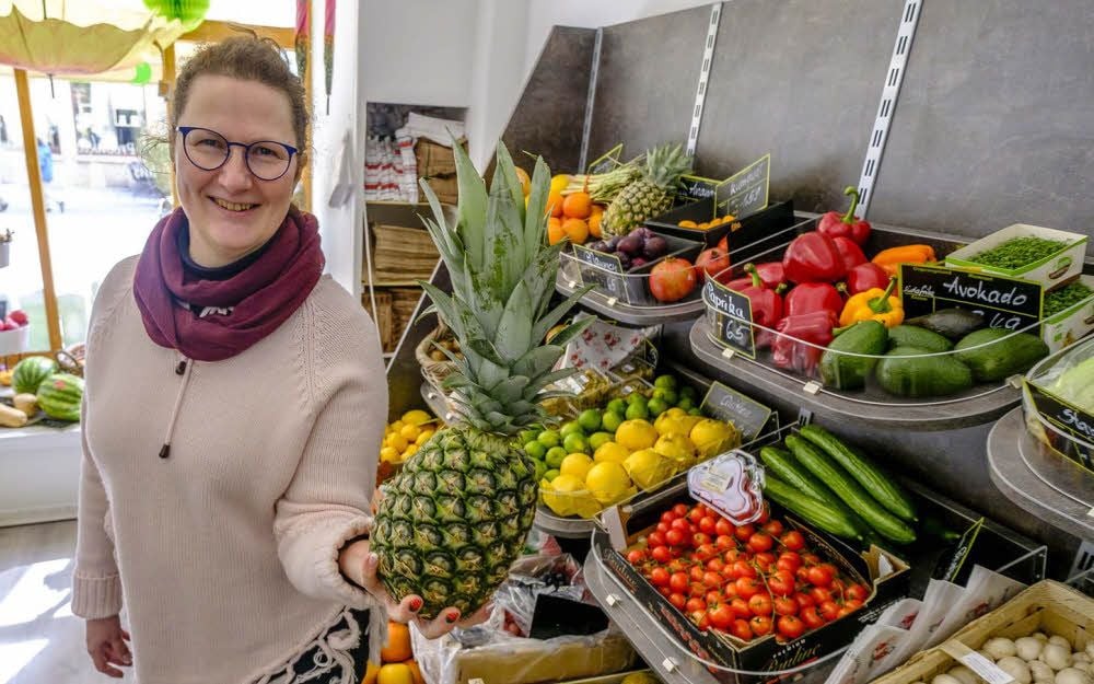 Andrea Röthe hat einen Laden für Obst und Gemüse in der Schlossstraße eröffnet.