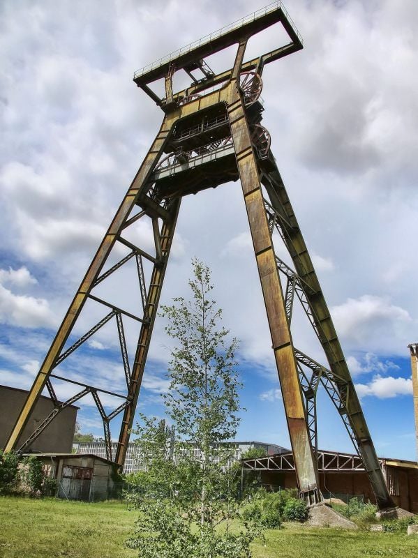 Das Fördergerüst bei Nienstedt steht seit den 90-er Jahren unter Denkmalschutz.