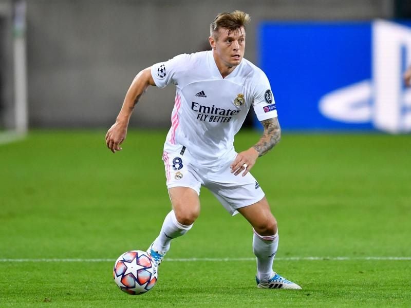 Sieht immer neue Wettbewerbe im Fußball grundsätzlich kritisch: Toni Kroos. Foto: Marius Becker/dpa