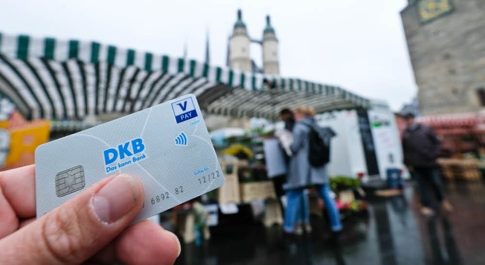Bargeldlos bezahlen auf dem Markt funktioniert nicht - hier sind Münzen und Scheine gefragt.
