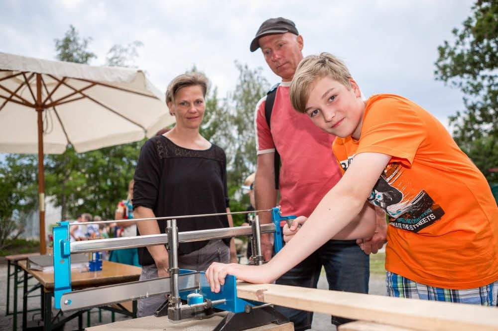Yvonne Henning (2. v.r.), ihr Freund Christian Schomaker und ihre vier Kinder gehören zu den Gästen des MZ-Ferientages.
