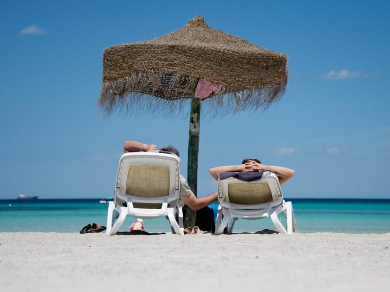 Beamte sind dazu verpflichtet, sich im Urlaub zu erholen. Nebenberufliche Tätigkeiten oder Ehrenämter dürfen nur ausgeübt werden, wenn sie der Erholung nicht im Wege stehen. Foto: Julian Stratenschulte