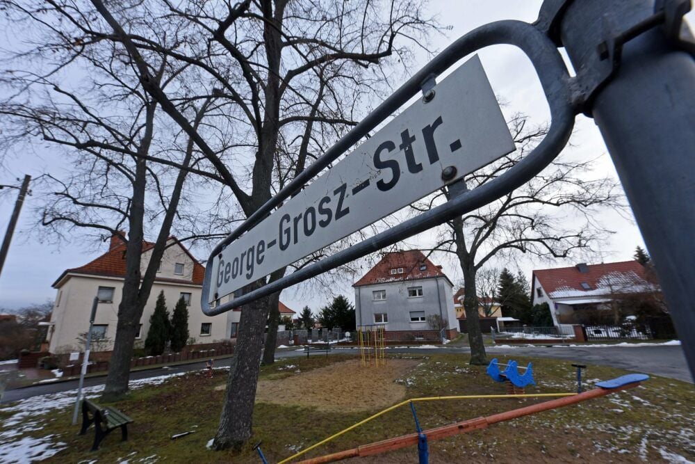 Die George-Grosz-Straße gehört zum Wohngebiet „Auf der Alten Burg“.