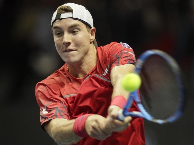 Jan-Lennard Struff spielte sich in die nächste Runde. Foto: Dmitry Lovetsky/AP