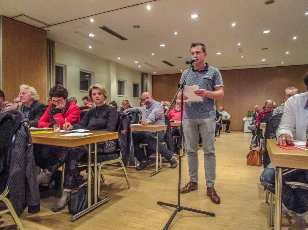 Stephan Arnhold sprach bei der Hauptausschusssitzung am 19. November vor und wehrte sich gegen die Vorwürfe aus dem Präsidium.