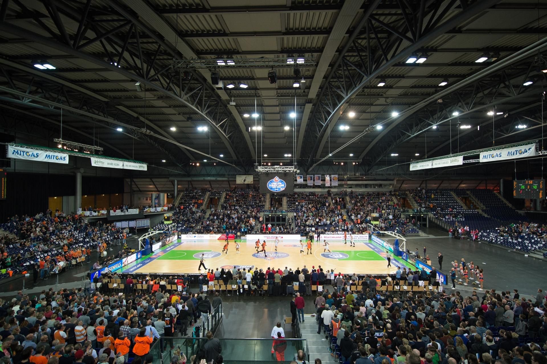 Arena Leipzig: Die Basketball-Bundesligisten Mitteldeutscher BC und FC Bayern messen sich. Bekommt die Stadt Leipzig eine weitere Halle für sportliche Großveranstaltungen?