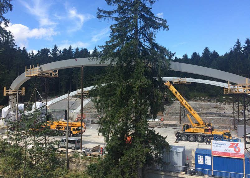 Jetzt ist Zeit für das Richtfest der Eisarena.