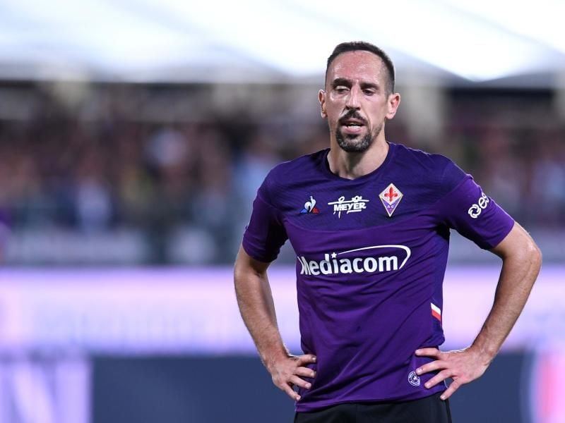Frank Ribéry hat sich beim Spiel gegen den US Lecce am Knöchel verletzt. Foto: Jennifer Lorenzini/Lapresse/Lapresse via ZUMA Press/dpa