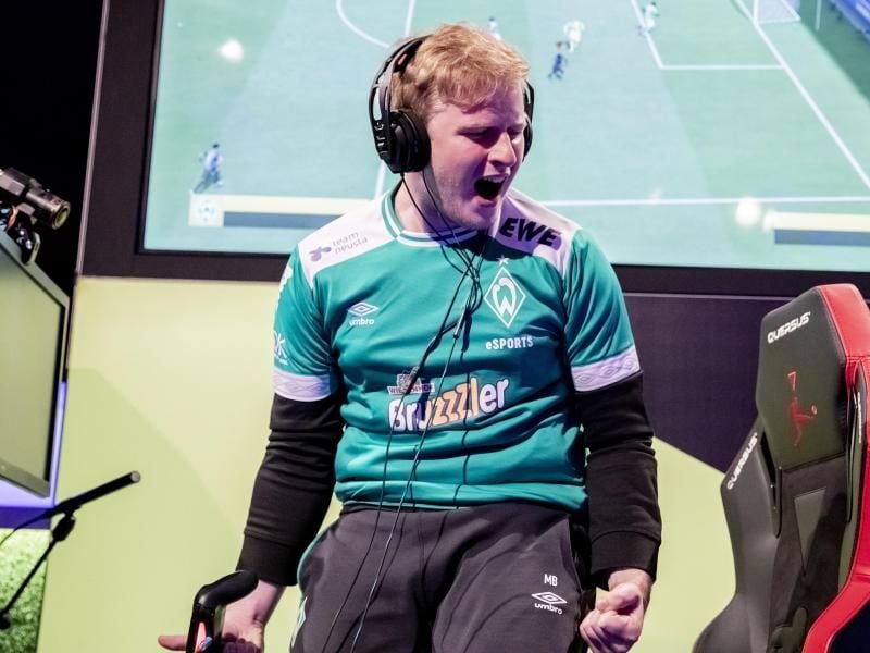 Michael „MegaBit” Bittner hat bei Werder Bremen verlängert. Foto: Christoph Soeder/dpa