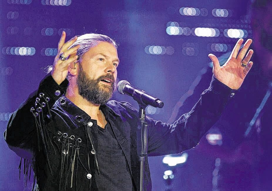 Der gebürtige Ire Rea Garvey spielt mit seiner Band auf der Peißnitzbühne in Halle.