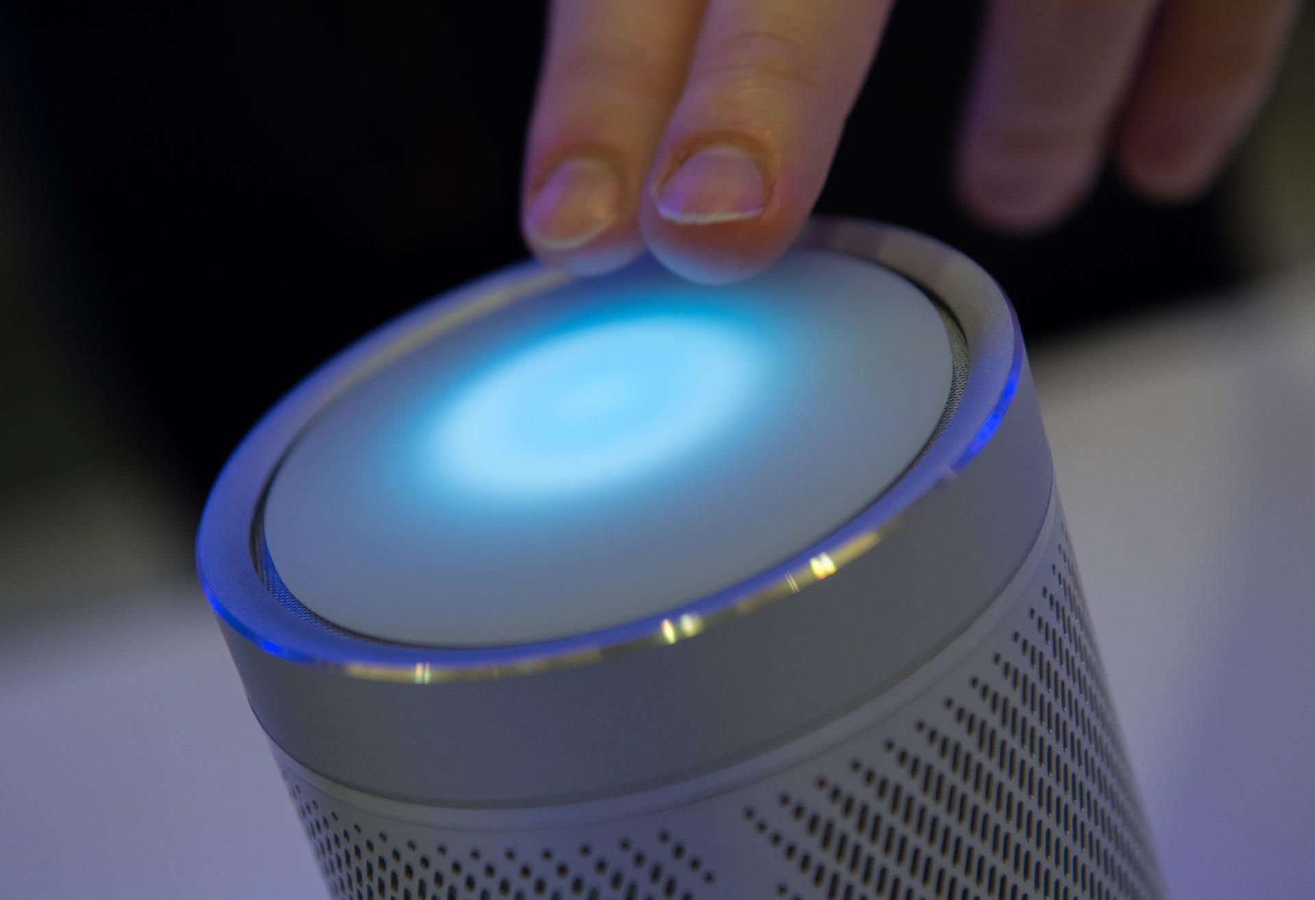 Amazons Sprachassistent „Alexa“ versetzt zahlreiche Besitzer derzeit in Angst und Schrecken.