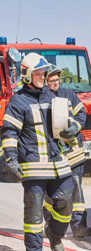 In Latdorf waren auch die Baalberger Retter, wie Jens Conrad, im Einsatz.