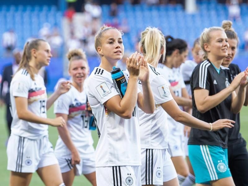 Nach dem Gruppensieg zieht das deutsche Team erneut um. Foto: Sebastian Gollnow