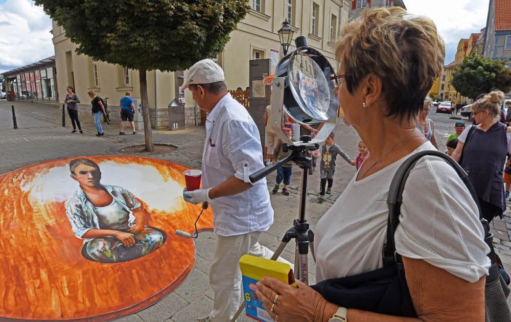 Gregor Wosik schuf auf PVC-Unterlage ein 3D-Bild von Neo Rauch.