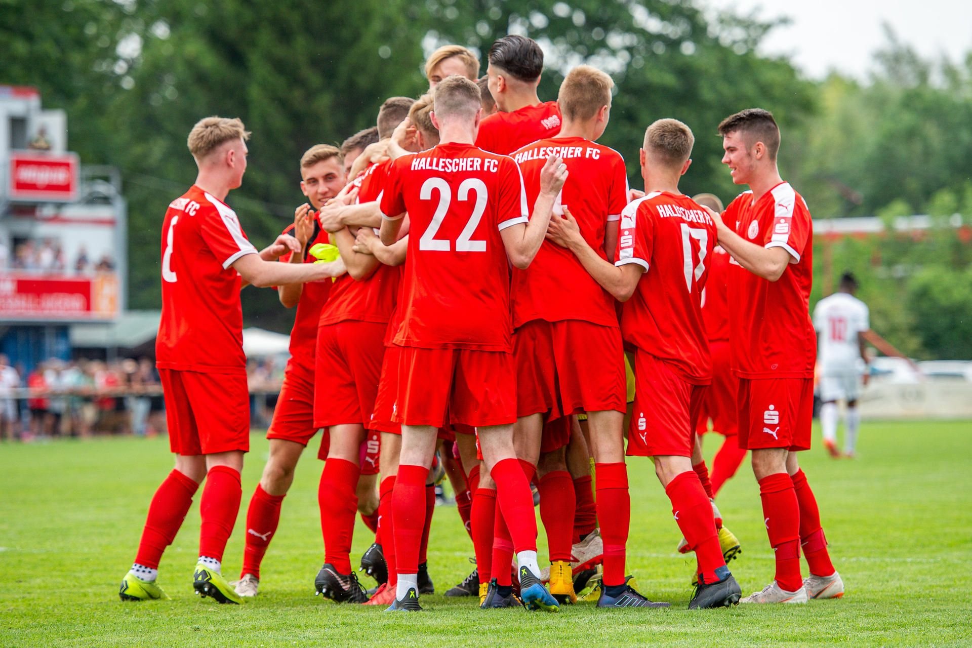 Gleich sieben Tore durften die U17-Junioren des HFC am Samstag im Relegations-Hinspiel bejubeln.