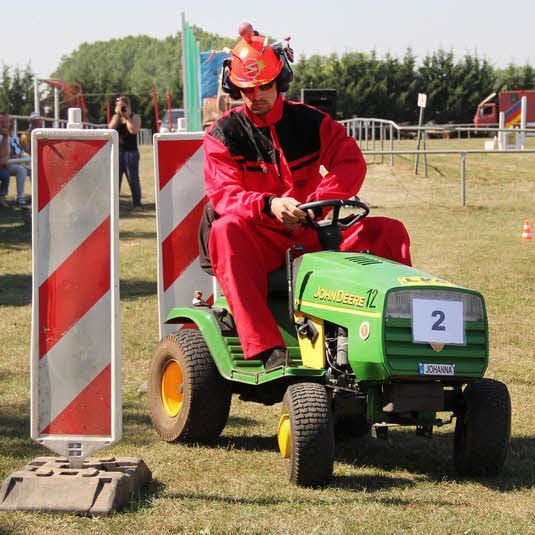 Daniel Zeising beim Parcourfahren.