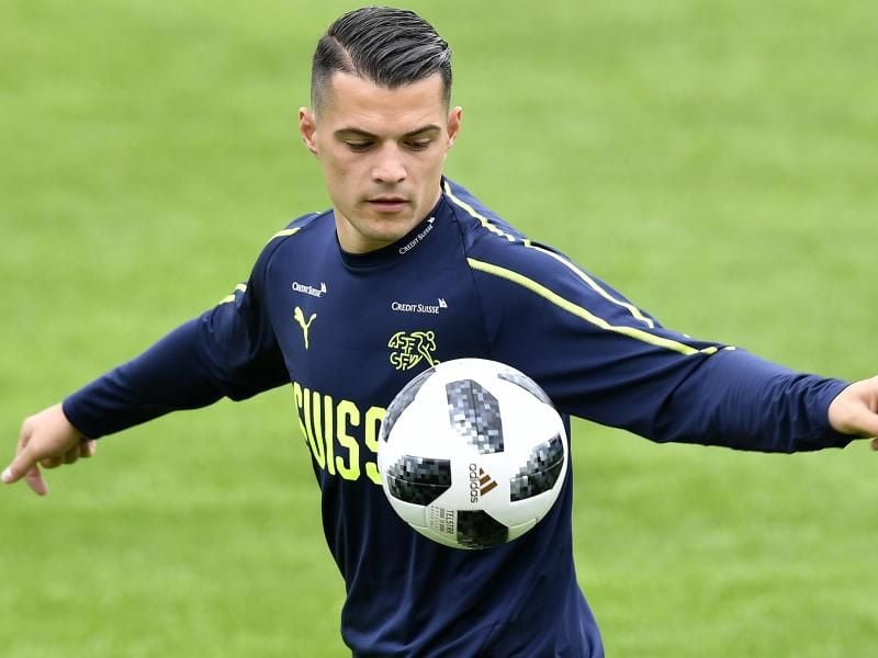 Geriet mit seinem Mannschaftskollegen aneinander: Der Nationalspieler der Schweiz, Granit Xhaka. Foto: Walter Bieri/KEYSTONE