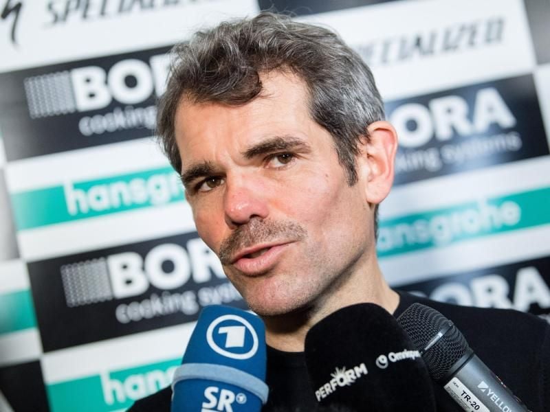Hofft, dass im Radsportkalender noch Lösungen für zwei deutsche Rennen gefunden werden: Ralph Denk, Teammanager von Bora-hansgrohe. Foto: Matthias Balk/dpa