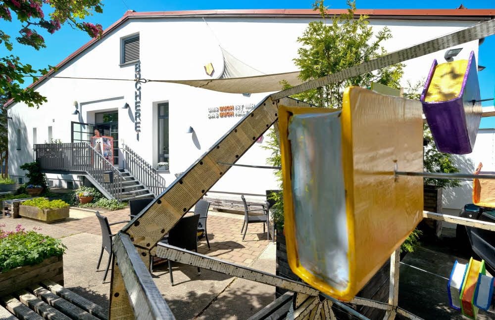 Die Teutschenthaler Bibliothek von außen