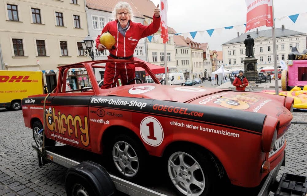Drehorgel-Rolf in seinem Trabant namens „Martin Luther“