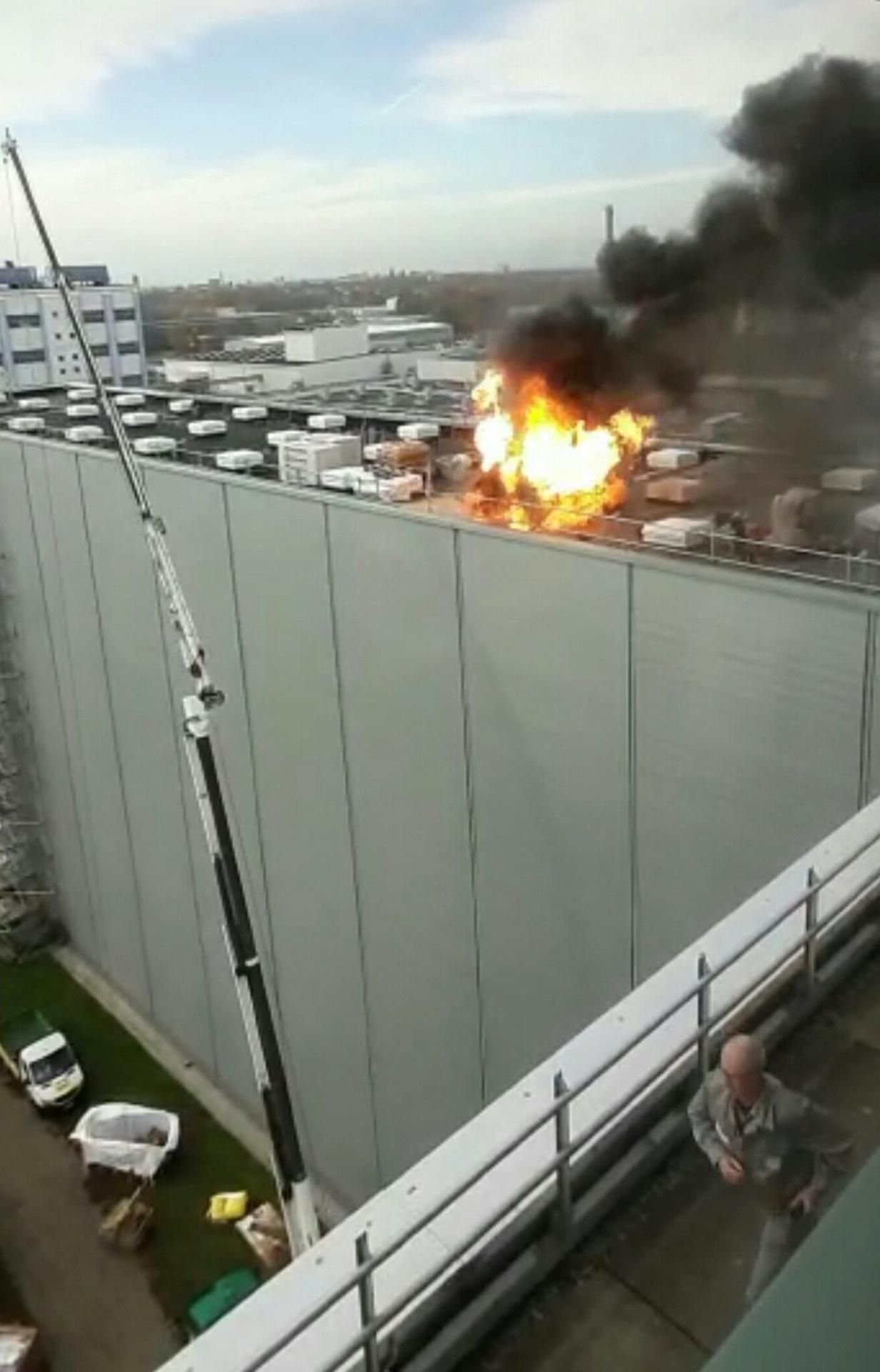 Eine Gasflasche ist auf dem Dach bei Bayer explodiert.