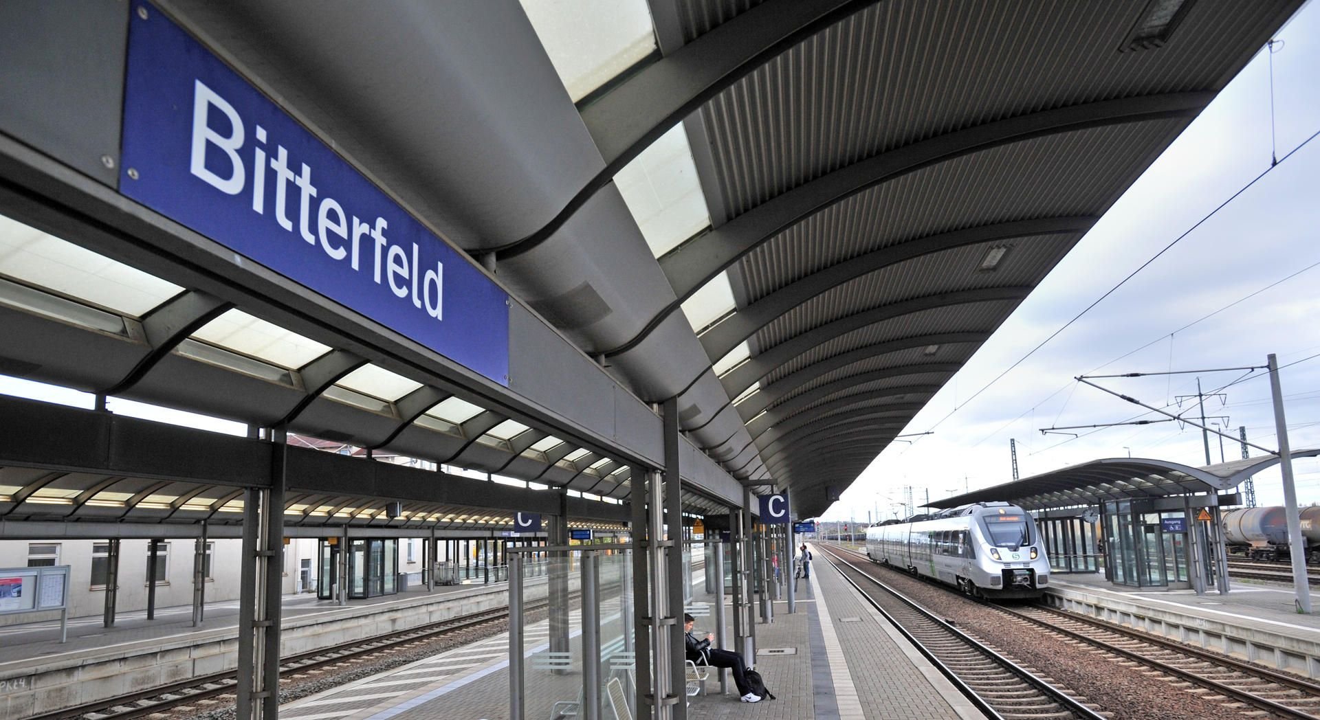 Pendler müssen ab Bitterfeld bald wieder auf den Bus umsteigen.