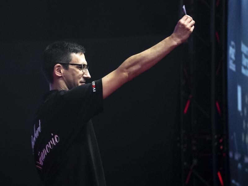 Dartspieler Robert Marijanovic schied bei der Darts-WM aus. Foto: Michael Braunschädel/PDC Europe