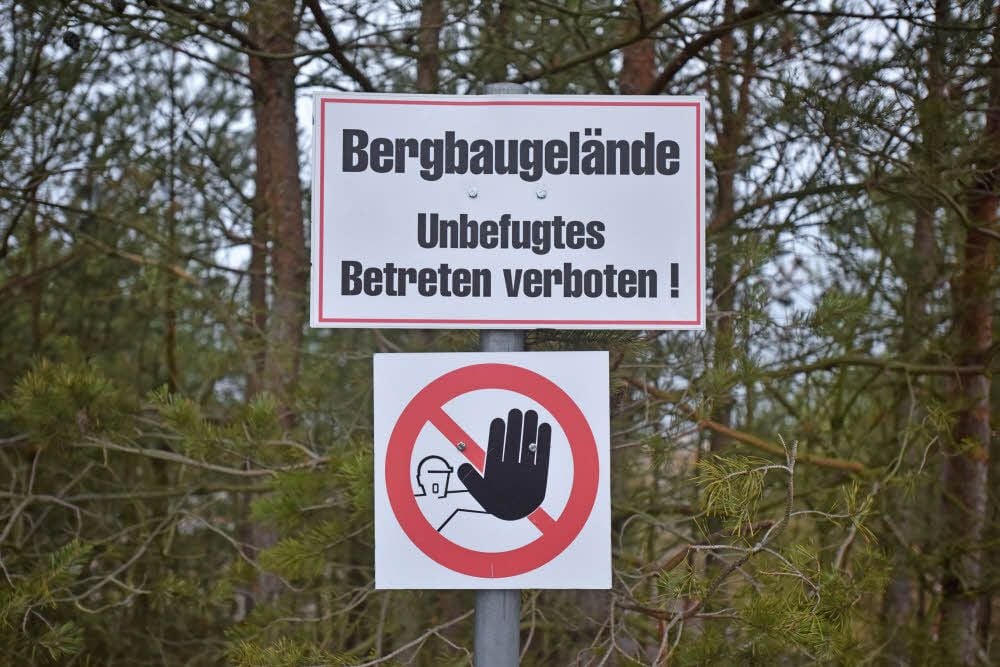 Der Zugang zu einigen Strandbereichen des Gröberner Sees ist derzeit gesperrt.