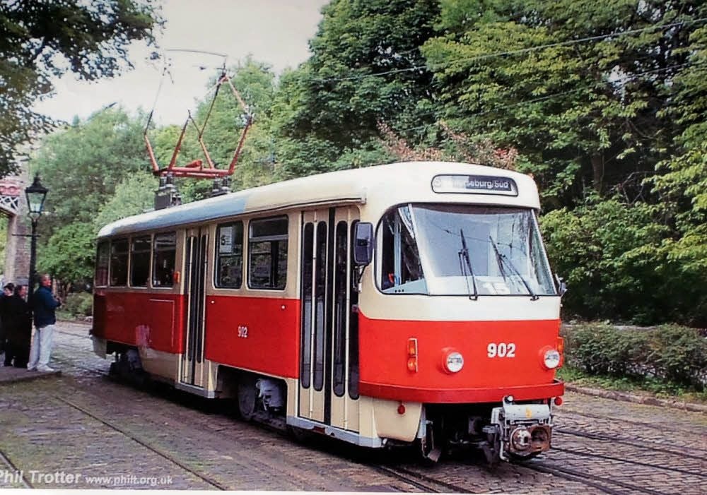 Nach dem Transport auf die Insel fuhr die Tatra-Bahn aus Halle mehrere Jahre für Sonderfahrten durch das englische Crich.