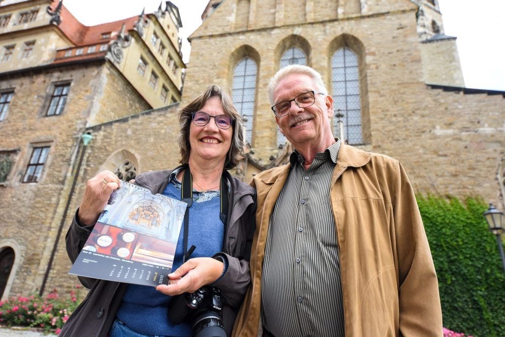 Birgit und Wolfgang Kraft aus Hamburg kommen seit 2012 zu den Orgeltagen - in diesem Jahr sogar mit Geschenk.