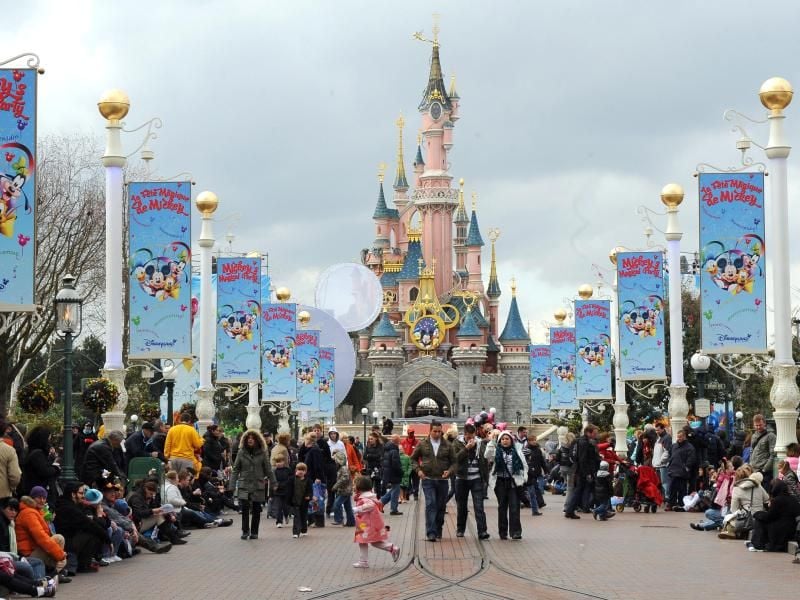 Das Disneyland Paris war Austragungsort des MDL Dota Majors. (Archivbild) Foto: Jens Kalaene/dpa