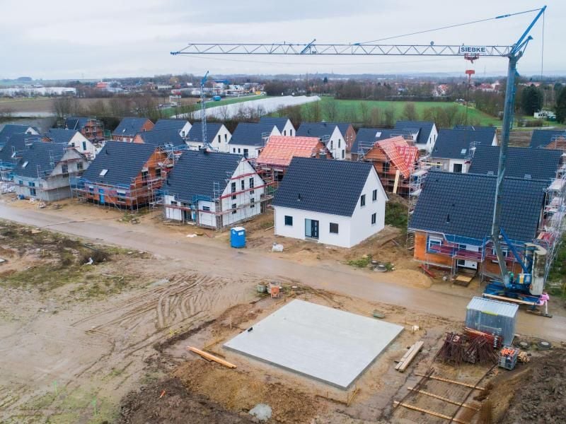 Wegen der Corona-Pandemie wurde die Frist für das Baukindergeld bis zum 31. März 2021 verlängert. Foto: Julian Stratenschulte/dpa