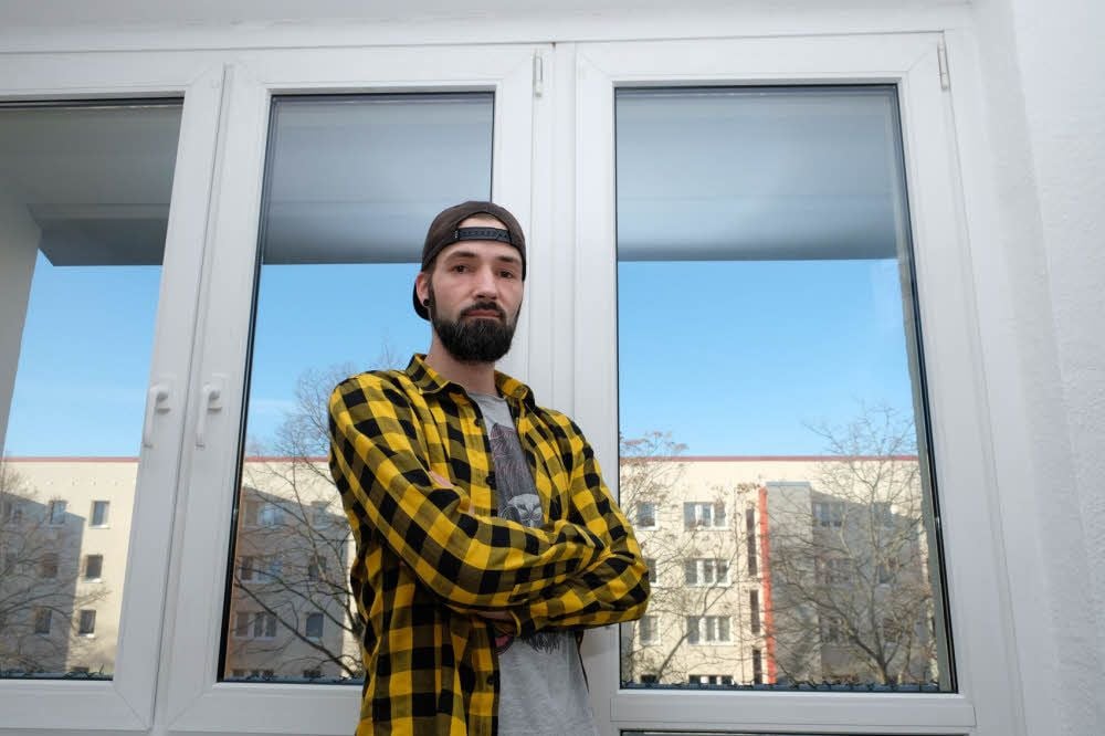 Michèl Kaiser lebt eigentlich gerne in seiner neuen Wohnung. Doch es gibt Probleme mit einem Nachbarn.