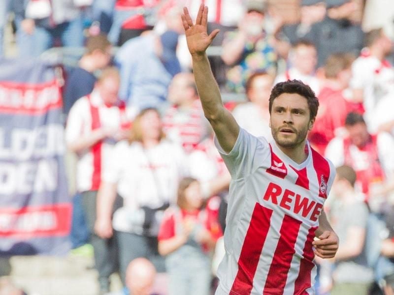 Jonas Hector könnte bald das Trikot von Borussia Dortmund tragen. Foto: Rolf Vennenbernd