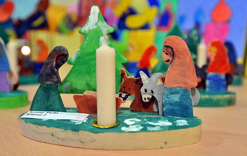 Bastelarbeiten des Kreativprojektes an der Grundschule in Mehringen.