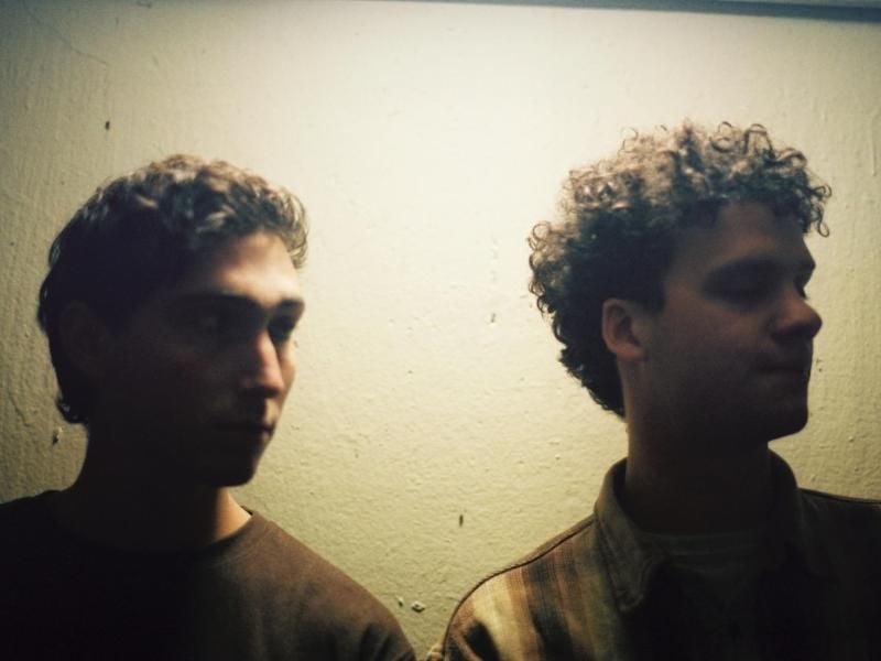 Schwelgerischer Sunshine-Pop von Whitney. Foto: Sandy Kim