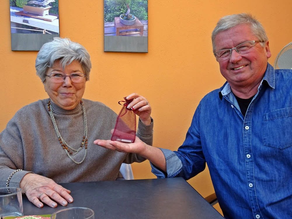 Roland Möglich übernimmt den Vorsitz von Vorsitz von Marlies Ross.