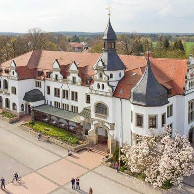 Das Kurhaus in Bad Schmiedeberg gibt es seit 1907.