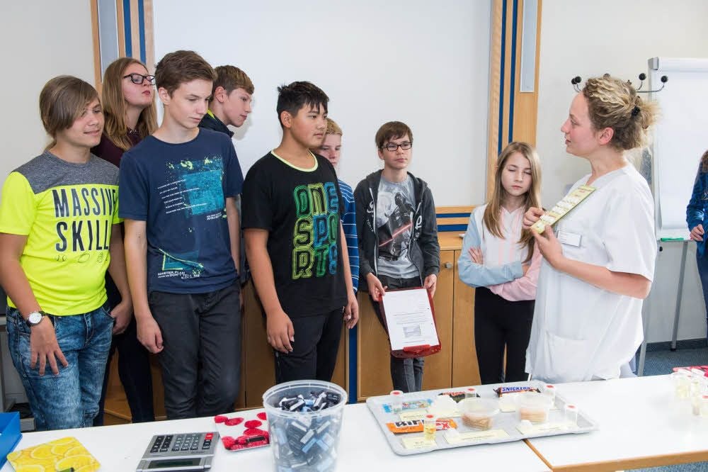 Über Zucker, Fette und andere Ernährungsthemen spricht Diätassistentin Carolin Hallmann.