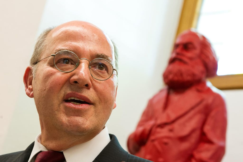 Gregor Gysi ist zur wichtigsten Stimme des Ostens gewählt worden.
