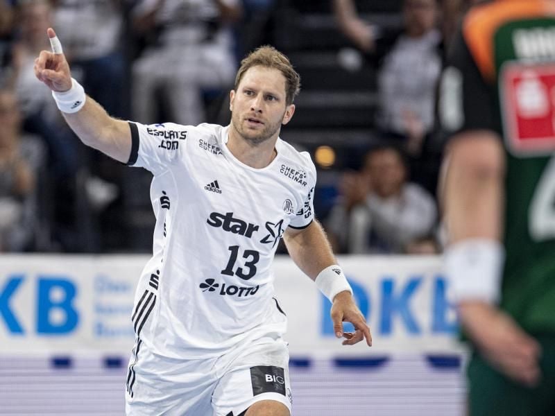 Steffen Weinhold bleibt bis 2022 beim THW Kiel. Foto: Axel Heimken