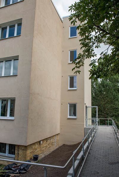 Ein Fahrstuhl wurde angebaut.