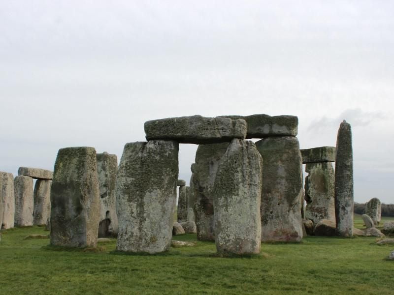 Großbritannien, Wiltshire: Die Kultstätte Stonehenge. Foto: Charlotte Zink/Illustration